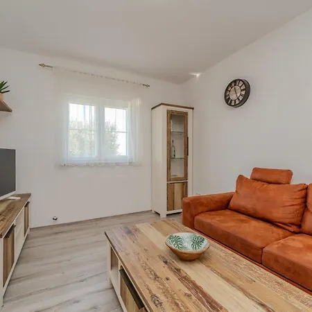 Holida Jurkin By Interhome *