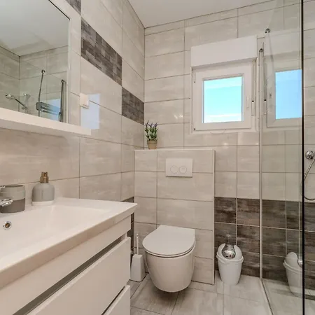 Holida Jurkin By Interhome *